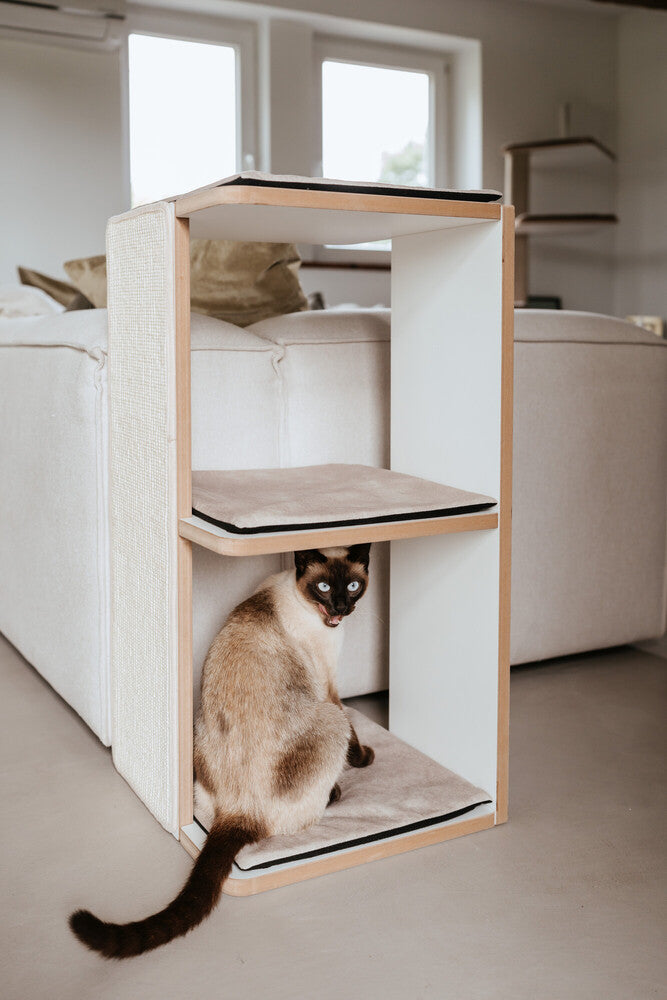 TUMBA scratching tower 3